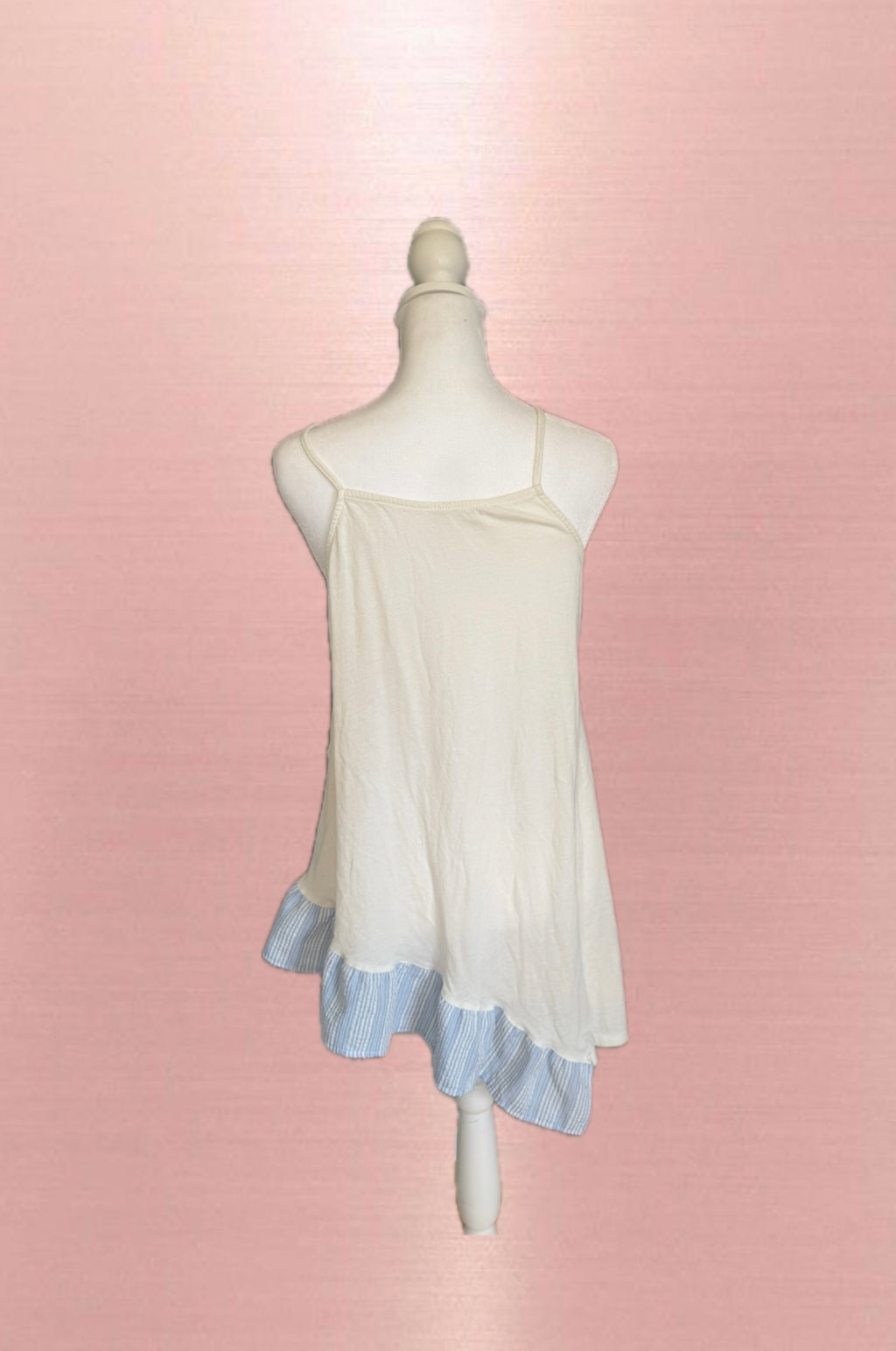 Scandinavian summer tank