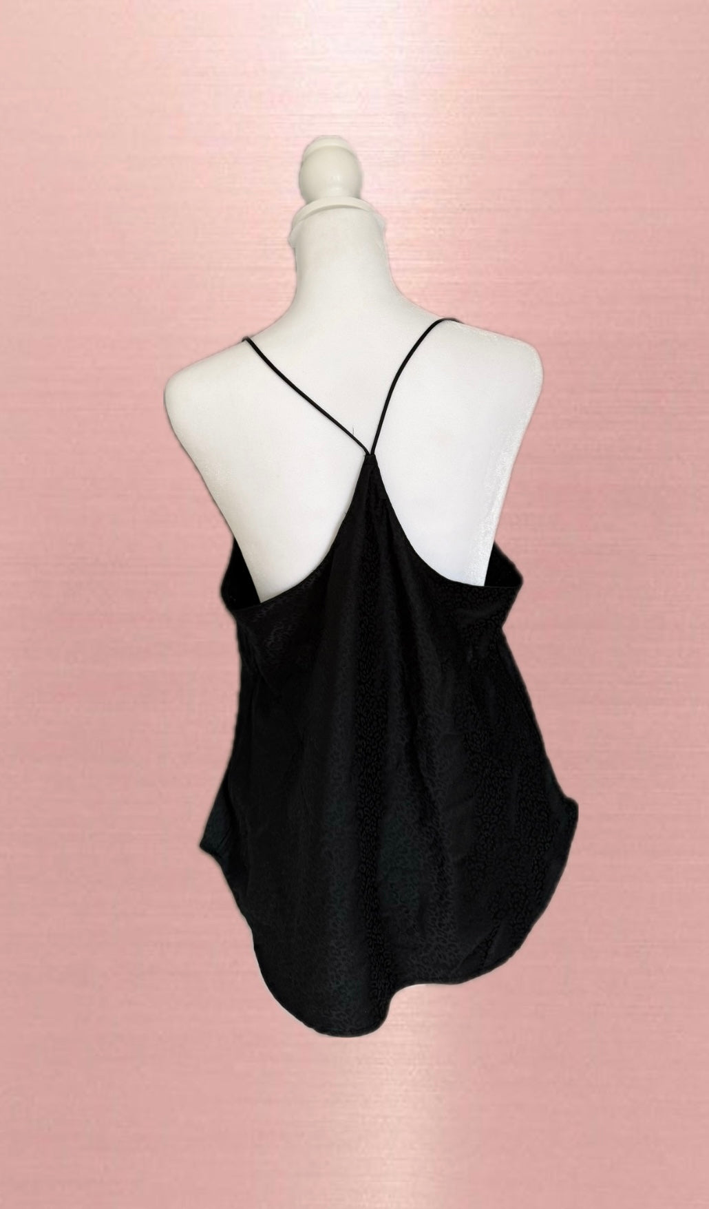 Chic V.S. top